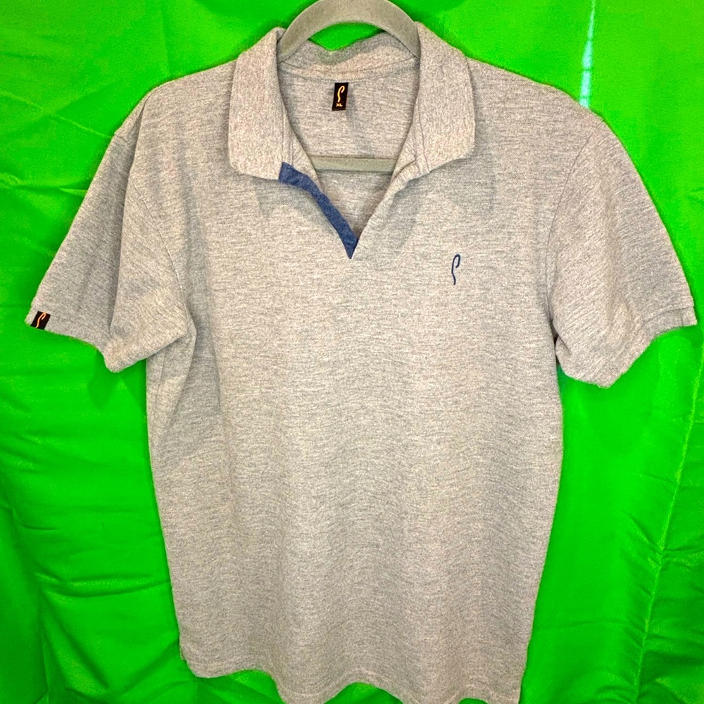 Stride brand polo in men’s Sz XL. Gray